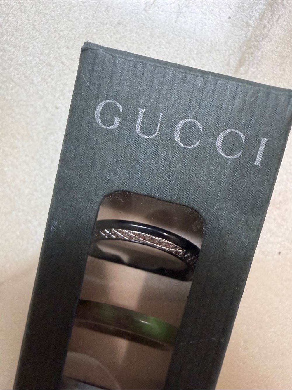 Rare Gucci Marbled Plastic Watch Bezels – Set of 6 in Original Packaging - Picture 2 of 4